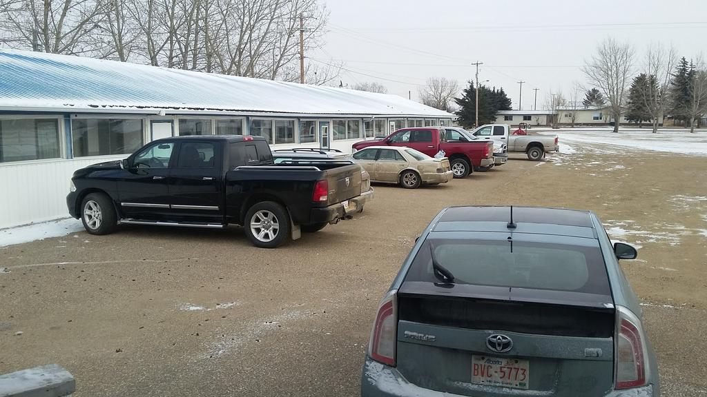 Raval Paradise Motel And Rv Park Youngstown Extérieur photo