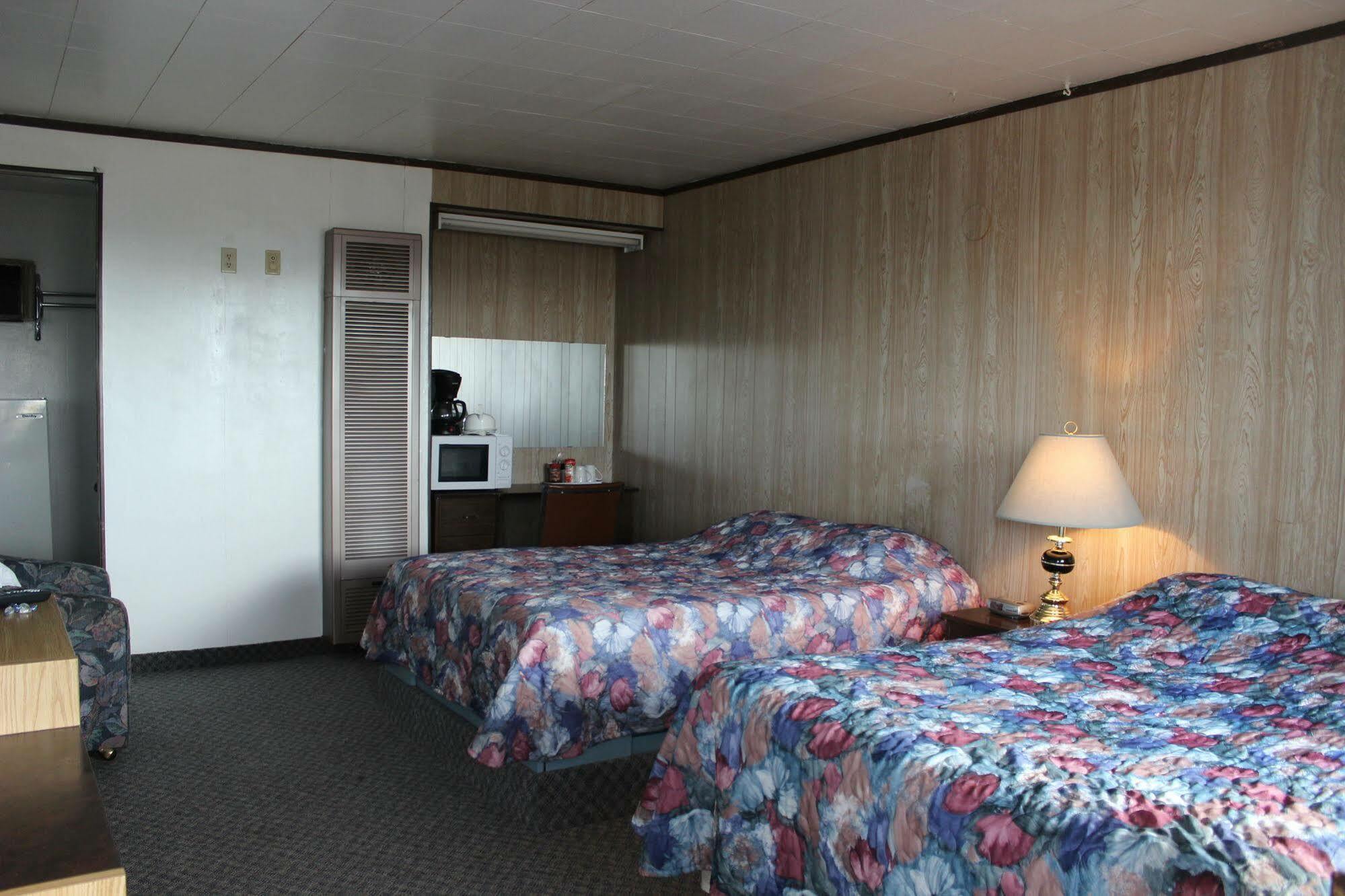 Raval Paradise Motel And Rv Park Youngstown Extérieur photo